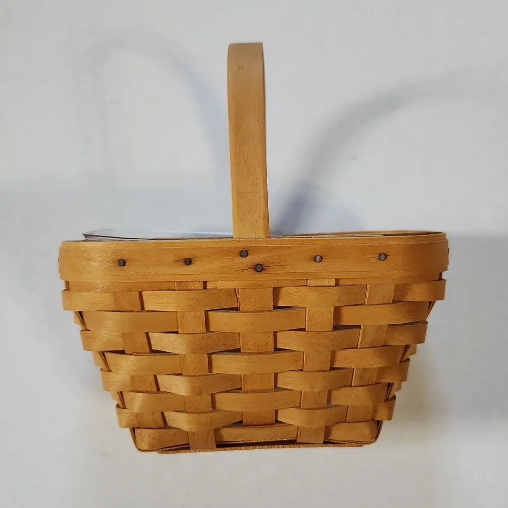 Vintage 2001 Longaberger Basket with Plastic Insert